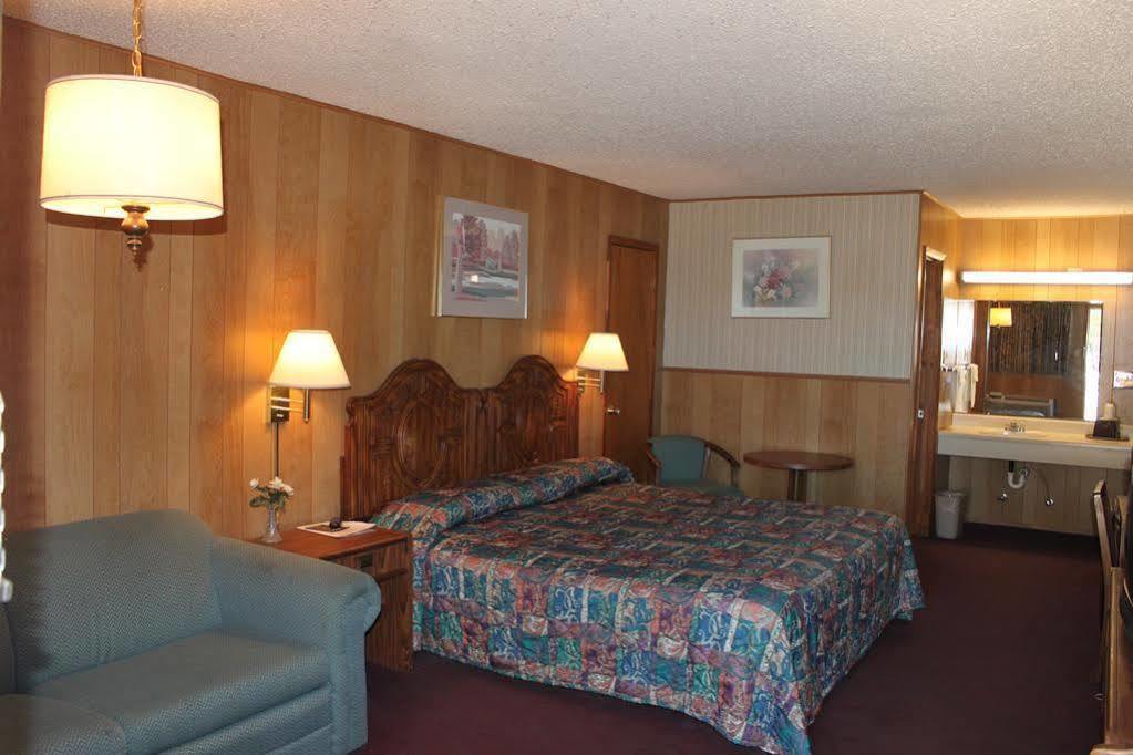 Gold Key Inn Brady Exterior foto